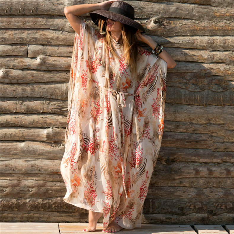 Loose plus size beach dress with meat-covered slim bikini blouse swimsuit coat holiday cardigan sunscreen clothing