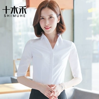 Белый V-образный вырез (рукава три четверти)