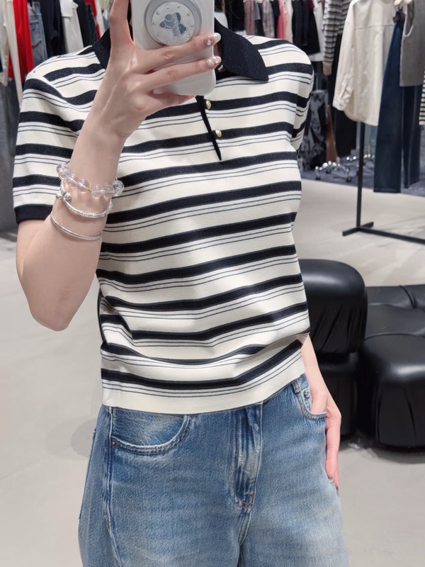 2026 Spring New Style Retro Fine Glitter Black and White Striped Polo Collar Short-Sleeved Knitwear T-Shirt Mbf1Swt049