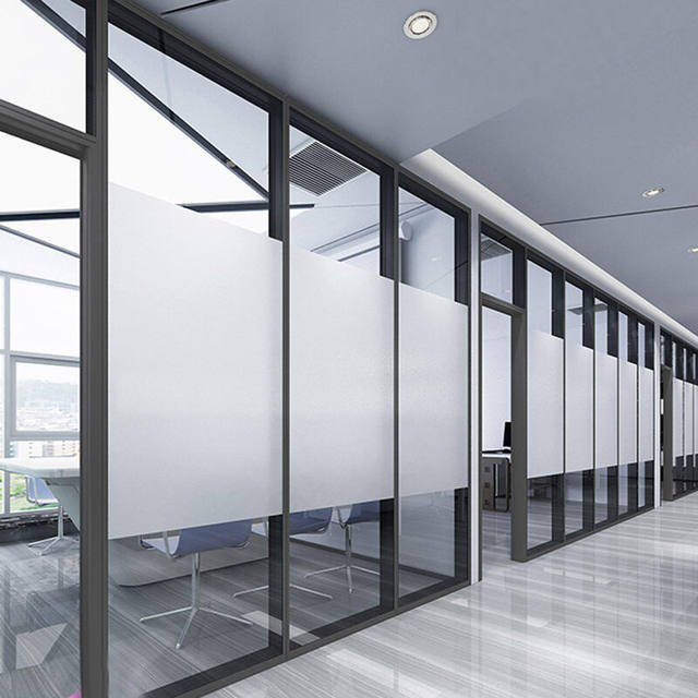 ຝາຜະຫນັງແກ້ວຫ້ອງການ atomized high partition aluminium alloy tempered louver partition wall frosted ultra-white glass sound insulation wall