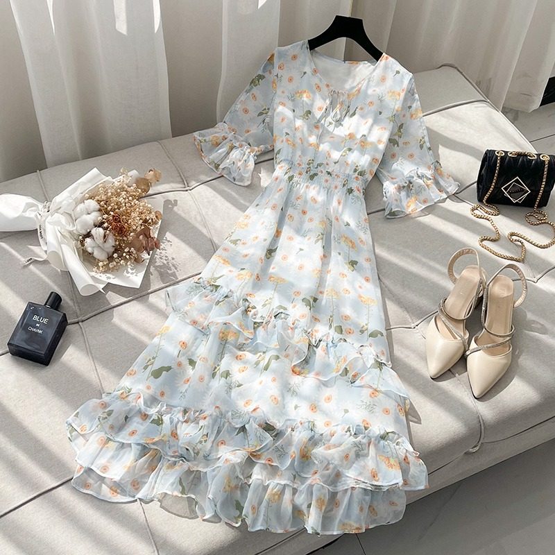 プラスサイズ 2026年新作 シックな花柄シフォンドレス レディース 夏物 スタイルアップ効果のあるミディアム丈ドレス