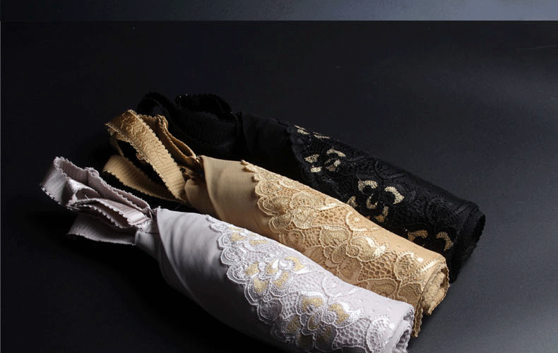 Ensemble intime en  dentelle - Ref 3151057 Image 3