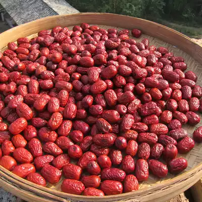 Eat the old slow Ruoqiang red dates Xinjiang gray jujube new red jujube nuclear small meat thick 500g
