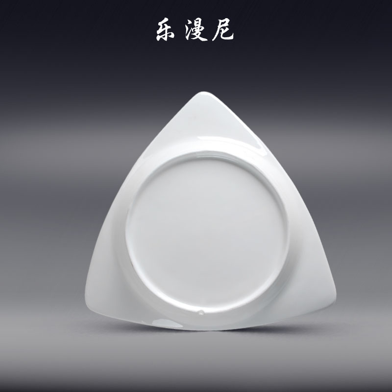 Le diffuse, 10.5 inches round deep dish in the triangle - pure white hotel ceramic tableware special - shaped hot food cooking plate