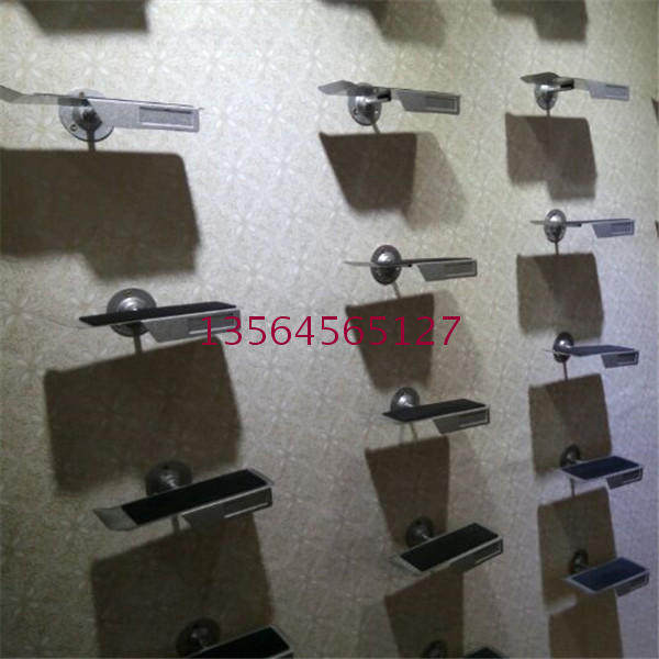 Sport shoe rack shoe store shoe holder hardware shoe holder manufacturer direct selling high-end boutique shoe wall display rack