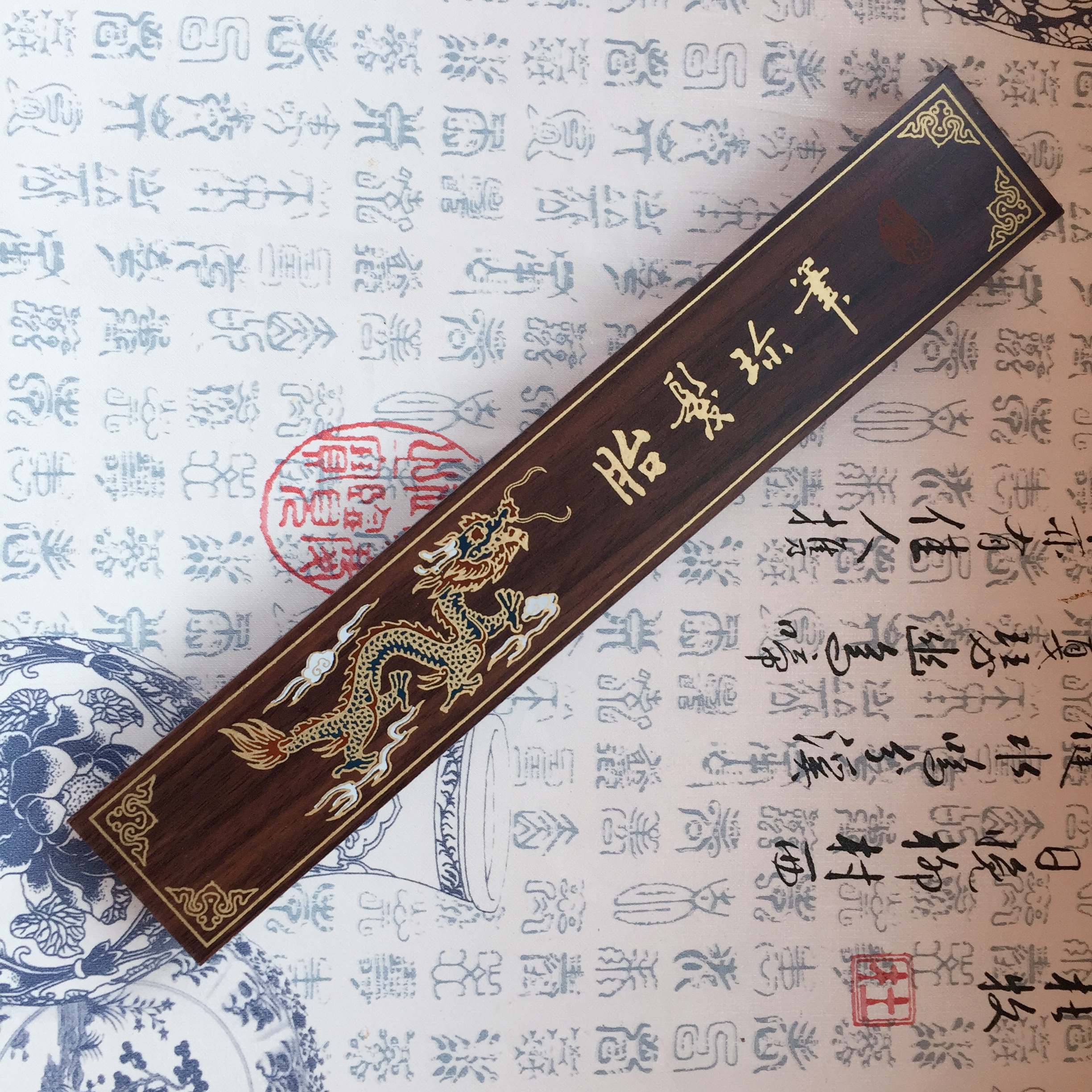 Nhà cắt tóc bé trăng tròn lưu niệm tùy chỉnh làm lê đỏ lê gỗ hộp gỗ gụ trường hợp bút - Quà lưu niệm cho bé / Sản phẩm cá nhân quà noel cho bé