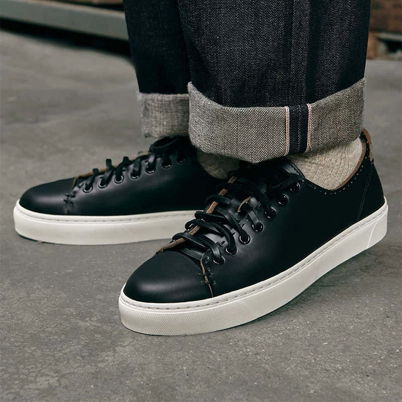 Sports retro board, genuine leather, simple and elegant design