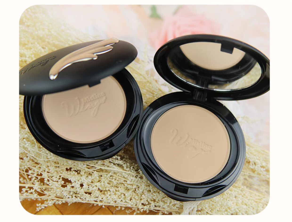 Thái Lan Mistine wing phấn trang điểm trang điểm che khuyết điểm bột khô không thấm nước và mồ hôi làm trắng lâu trôi phấn phủ canmake