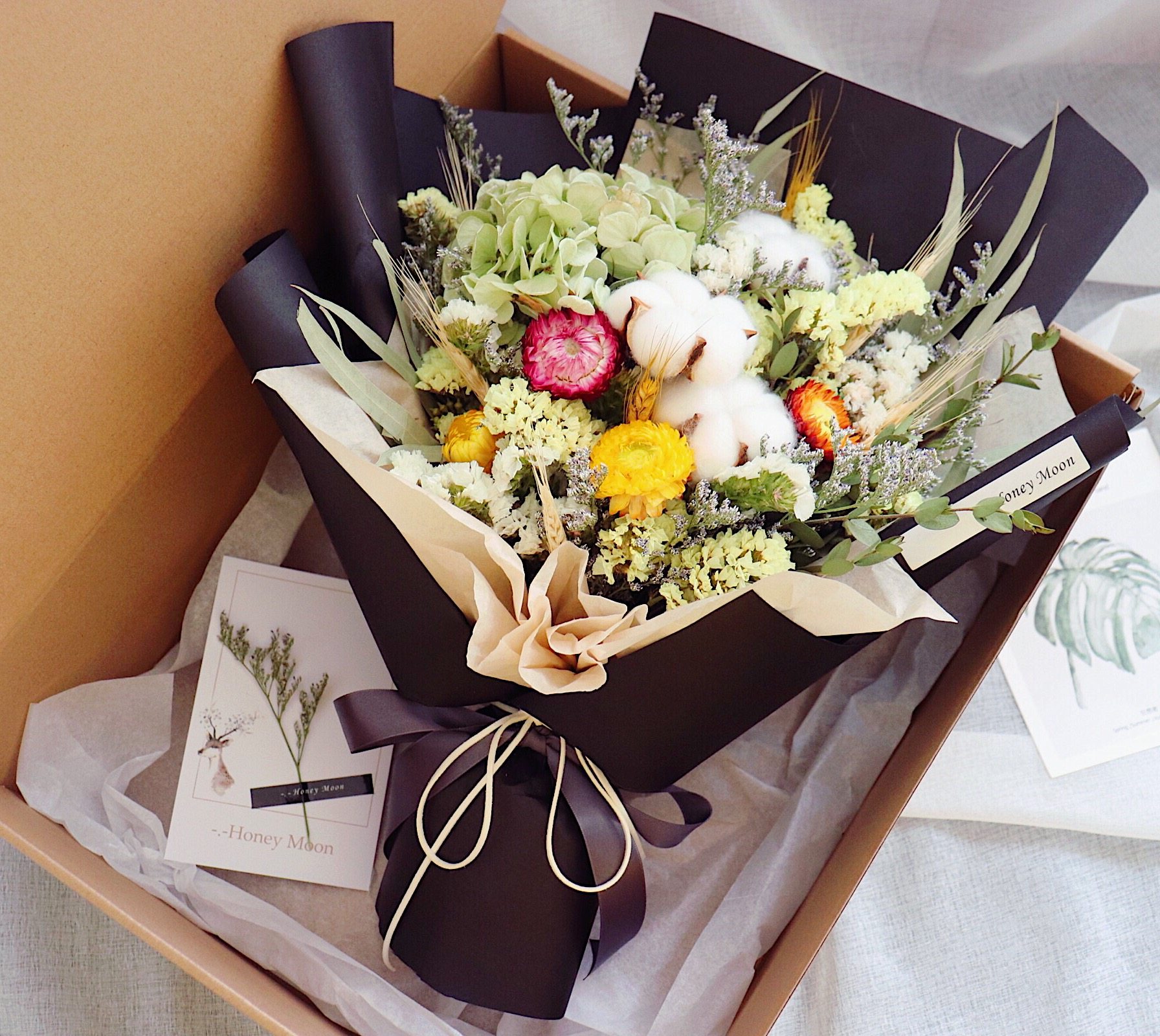 flowers for boy graduation