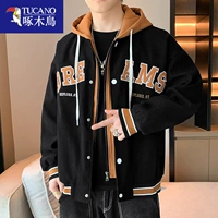 Черная брендовая мужская куртка