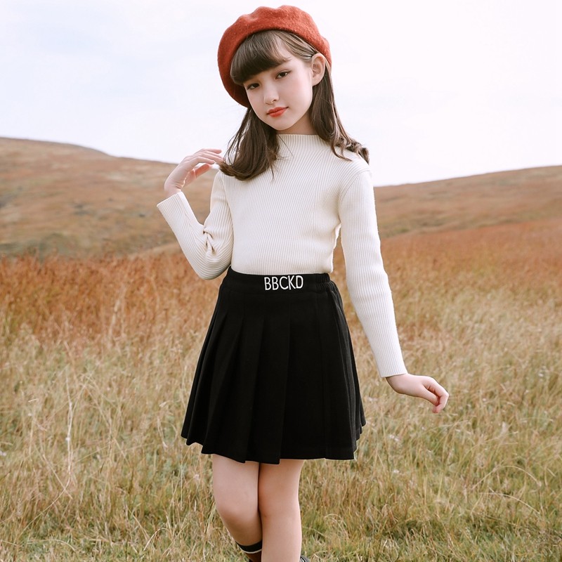 Girls' skirts, pleated skirts, autumn and winter 2022 new styles, western styles, children's middle-aged children's short skirts, girls' skirts, spring and autumn clothes