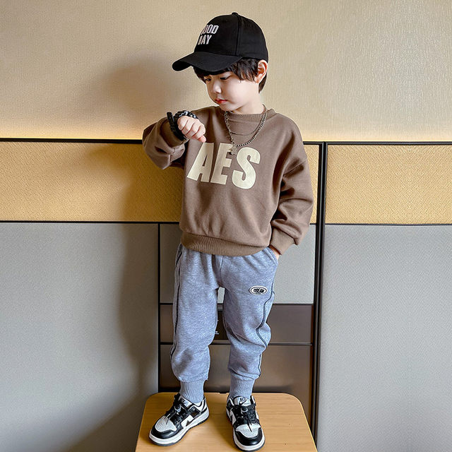 Boys sweater 2022 new children's baby spring and autumn clothes fashionable Western style autumn fried street shirt handsome Korean version of the tide