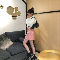 2020 new Hepburn wind light cooked Imperial sister professional foreign style small fragrant wind can salt sweet leather skirt two-piece set early autumn