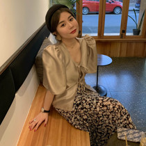 2022 new Hong Kong style retro chic niche design puff sleeve tie thin coat cardigan top summer ins