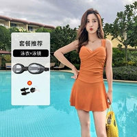 Карамель+плавательные очки (с учетом того, что с учетом миопии следует связаться с степенью замечаний об обслуживании клиентов)