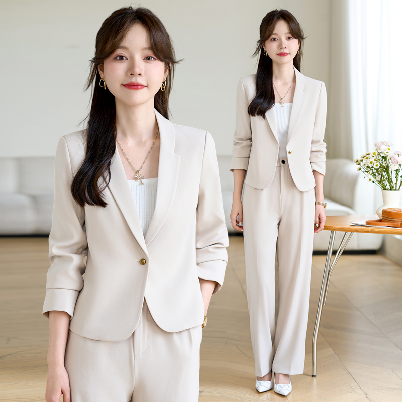 Short Blazer for Women 2026 New Spring and Autumn Professional Elegant Goddess Style Workwear Petite Suit Set