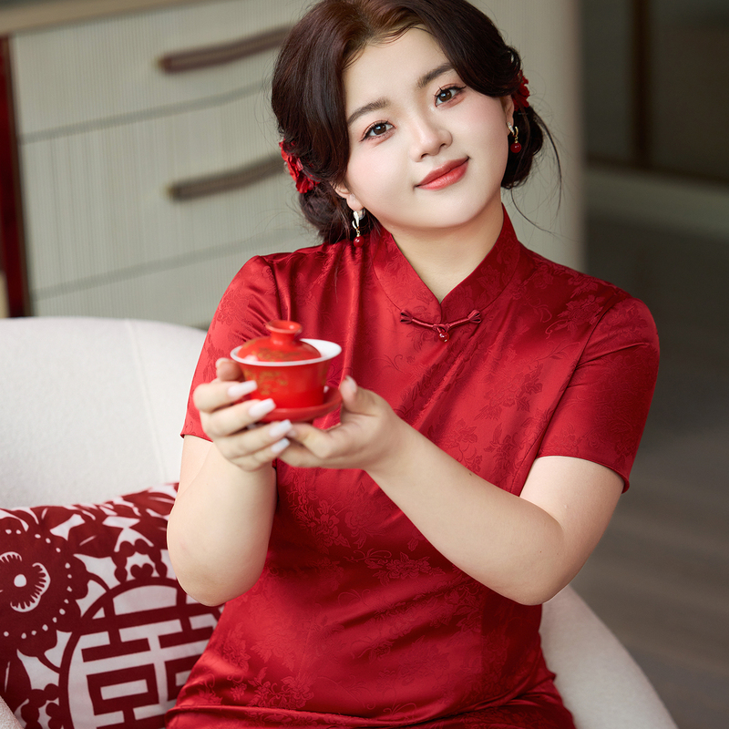 Red Plus-Size Engagement Dress, New Chinese-Style Large-Size Cheongsam, Toast Dress, 2026 Stunning Bride Wedding Dress for Petite Figures