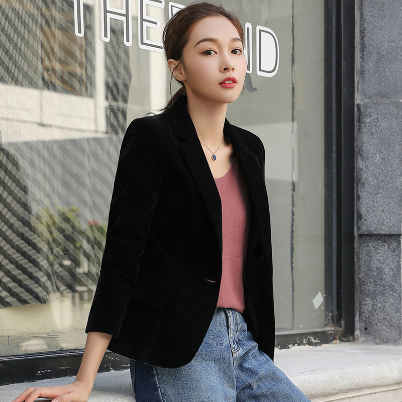 Velvet Blazer 2025 New Spring and Autumn Short Black Blazer Jacket for Women, Fashionable Korean Style Casual Professional Wear Velvet Blazer 2025 New Spring and Autumn Short Black Blazer Jacket for Women, Fashionable Korean Style Casual Professional Wear