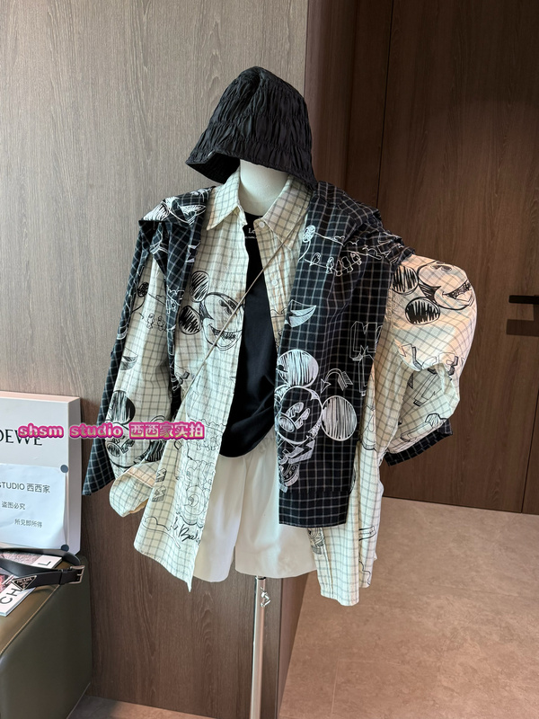 European Mickey Shirt for Women, Pure Cotton, Niche Design, American Retro Style, Personalized Graffiti Mickey Mouse Plaid Shirt for Women European Mickey Shirt for Women, Pure Cotton, Niche Design, American Retro Style, Personalized Graffiti Mickey Mouse Plaid Shirt for Women