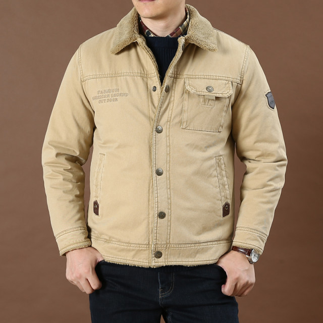 2023 ລະດູຫນາວຜູ້ຊາຍຫຼາຍຖົງ Workwear Loose Cotton Jacket ຜູ້ຊາຍຄົນອັບເດດ: Velvet Thickened Lapel ຝ້າຍ Jacket Jacket ສໍາລັບຜູ້ຊາຍ