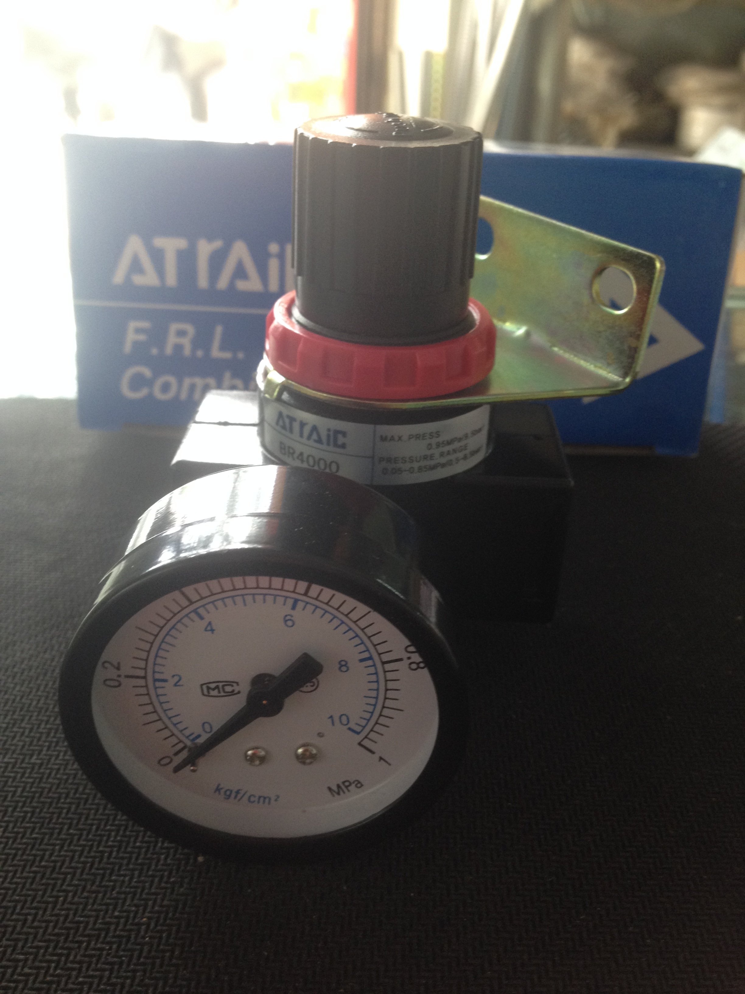 BR2000 BR2000 BR3000 BR4000 Yard passenger type pressure-adjusting valve for pressure-regulating valve