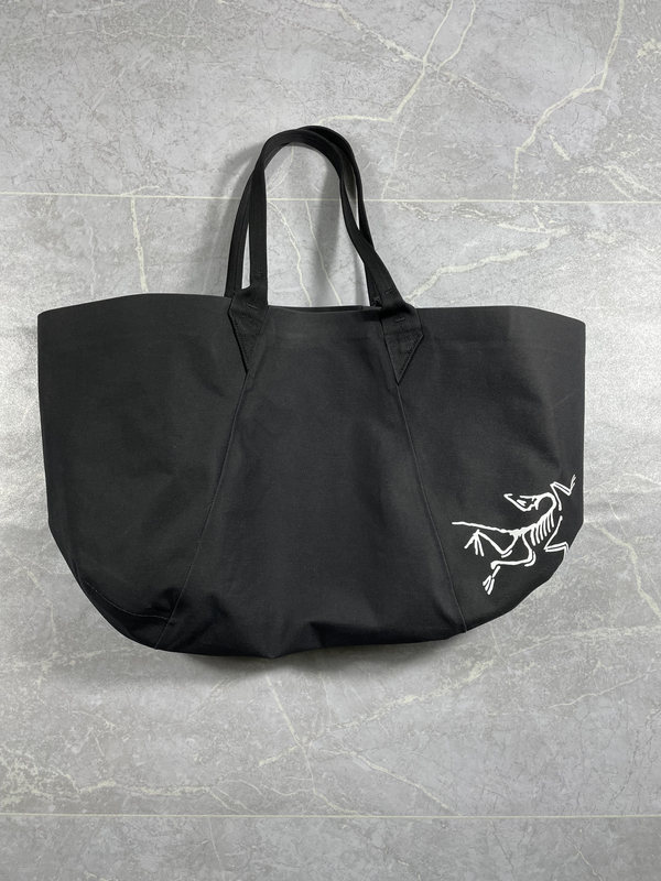 In Stock Arcteryx Carrier 45L Handbag Gear Tote Waterproof Tote Bag