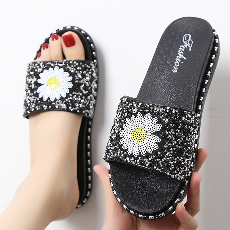 Fashion exterior wearing flat bottom sandals sandals shoes female summer net infrared wearing thick heel lined with thick bottom non-slip beach ins