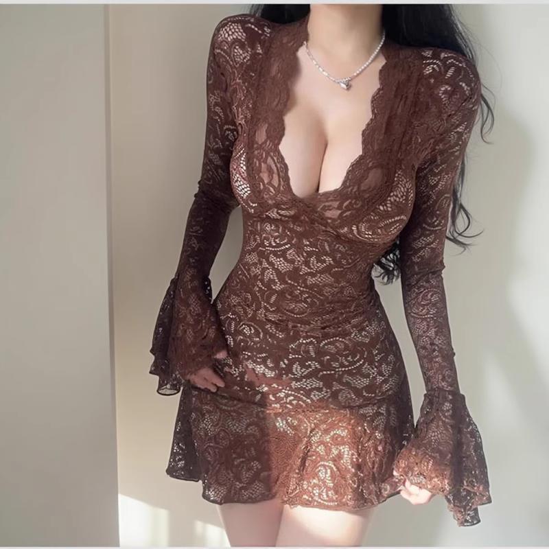 150kg Plus Size Korean Style Elegant and Fashionable Lace See-Through Waist-Cinching Dress That Covers the Body and Is Worn as an Inner Layer with Long Sleeves 150kg Plus Size Korean Style Elegant and Fashionable Lace See-Through Waist-Cinching Dress That Covers the Body and Is Worn as an Inner Layer with Long Sleeves