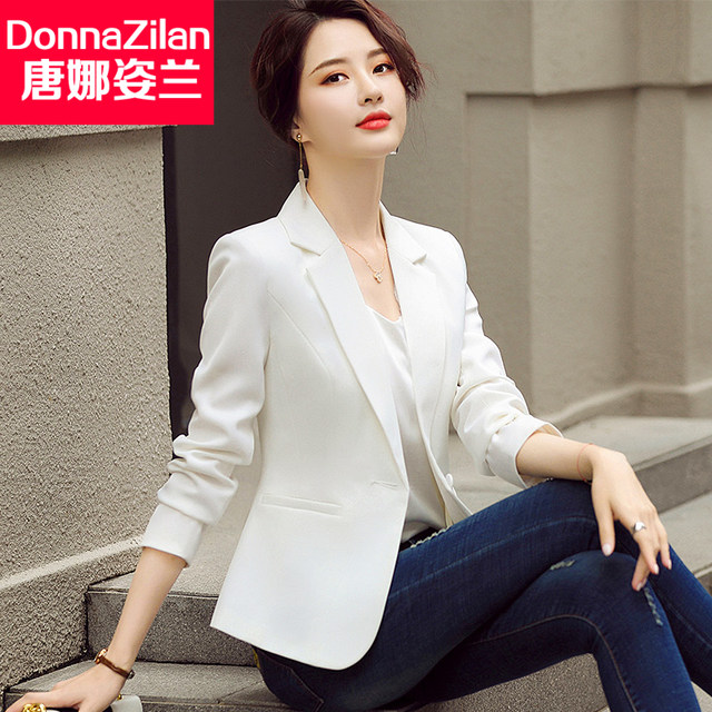 White small suit jacket women's spring and autumn 2022 new Korean version of the slim short section small casual thin section suit summer