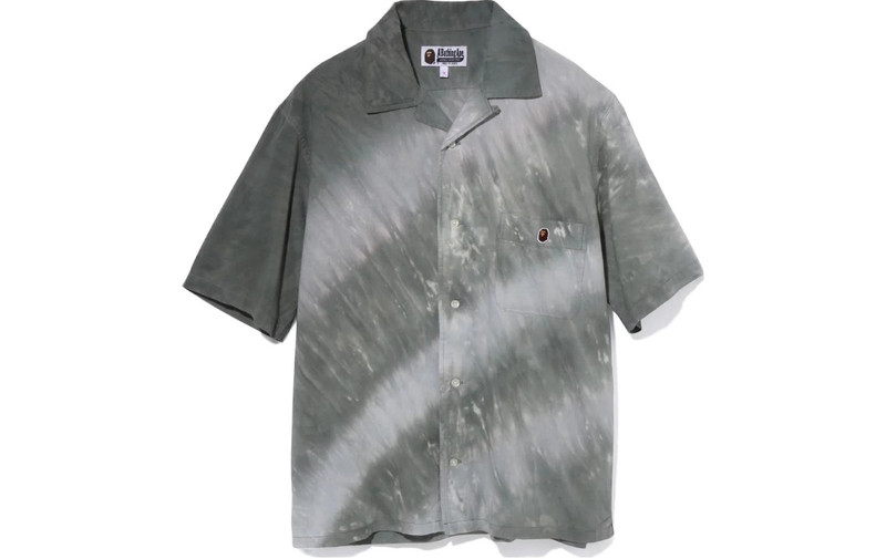 Bape Women's Tie-Dye Shirt S Size Boys Can Wear