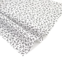 Маленькая черная хлопковая половина