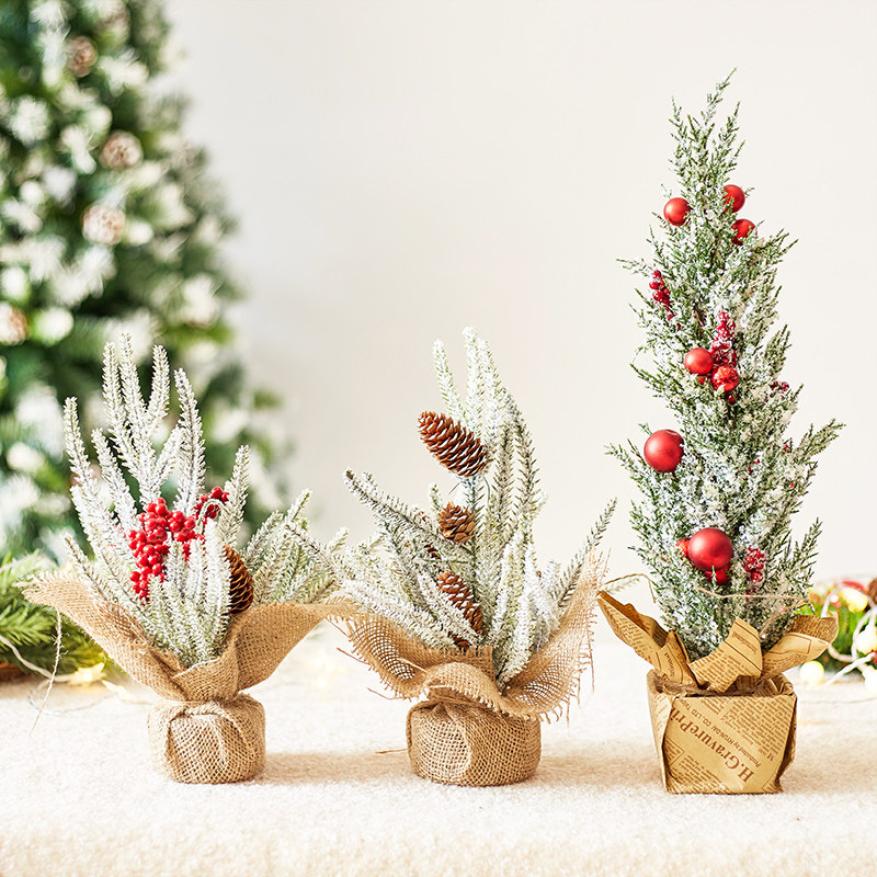 Christmas Christmas Tree Desktop Mini Pendulum's Web Red Scene Placement Christmas Gift Gift