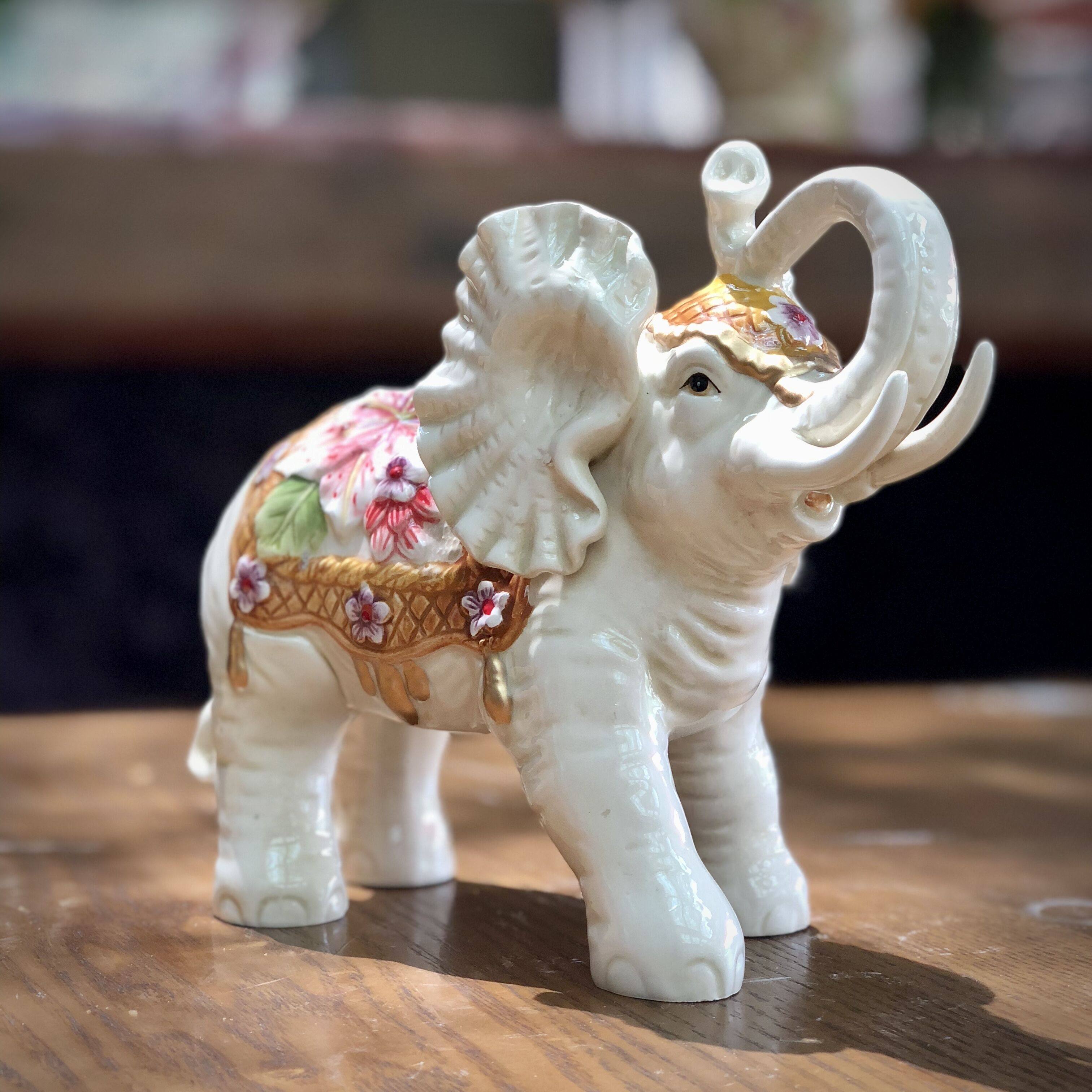 TV Cabinet Wine Cabinet European Lily Lucky Bamboo Lucky Elephant Ceramic Decoration New Home Delivery Business Gift Craft