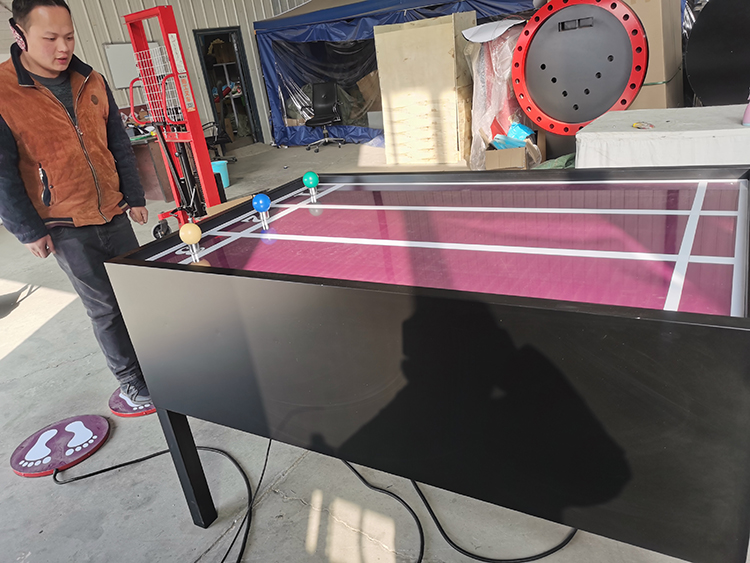 Tikyin Red Group Game Step Control Ball Mobile Match New Product Promotion Game Heating Field Promotion