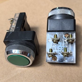 Machine Tool Push Button Switch, Momentary Self-Resetting Tbf-30 Turret Milling Machine Start Control Switch, Red and Green Lift