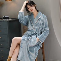 Светло -голубая бао Bian Polyn Girl