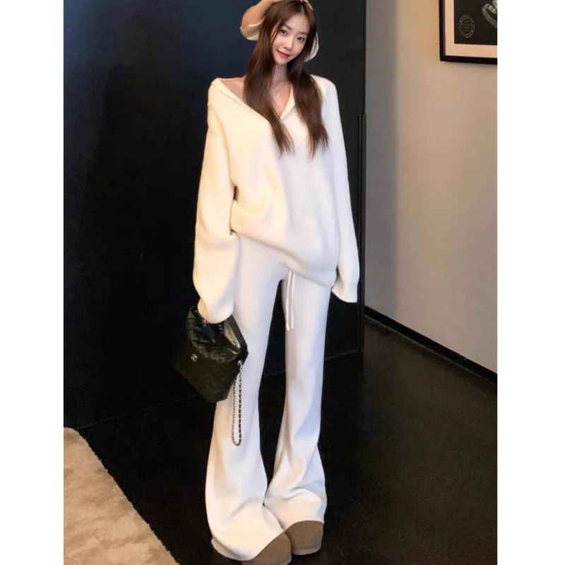 In-Stock Autumn and Winter New Soft Knit V-Neck Top with a Relaxed Design Sweater and Casual Pants Set for Women, Two-Piece Set
