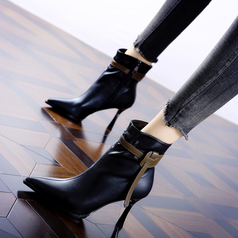 Color-Blocked Martin Boots for Women, 2026 Autumn and Winter New Trendy Fashion Pointed-Toe High-Heeled Shoes, Versatile Stiletto Short Boots for Women Color-Blocked Martin Boots for Women, 2026 Autumn and Winter New Trendy Fashion Pointed-Toe High-Heeled Shoes, Versatile Stiletto Short Boots for Women