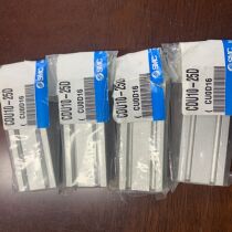 Japan new original SMC cylinder CDU10-20D CDU10-25D spot
