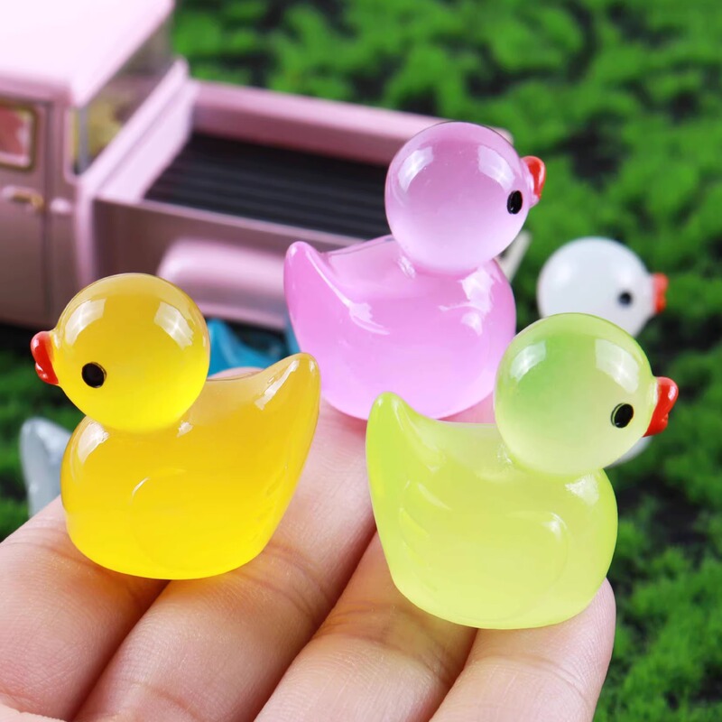 Large Luminous Duck Stress-Relief Glowing Toy Car Desktop Ornament Mini Realistic Animal Model