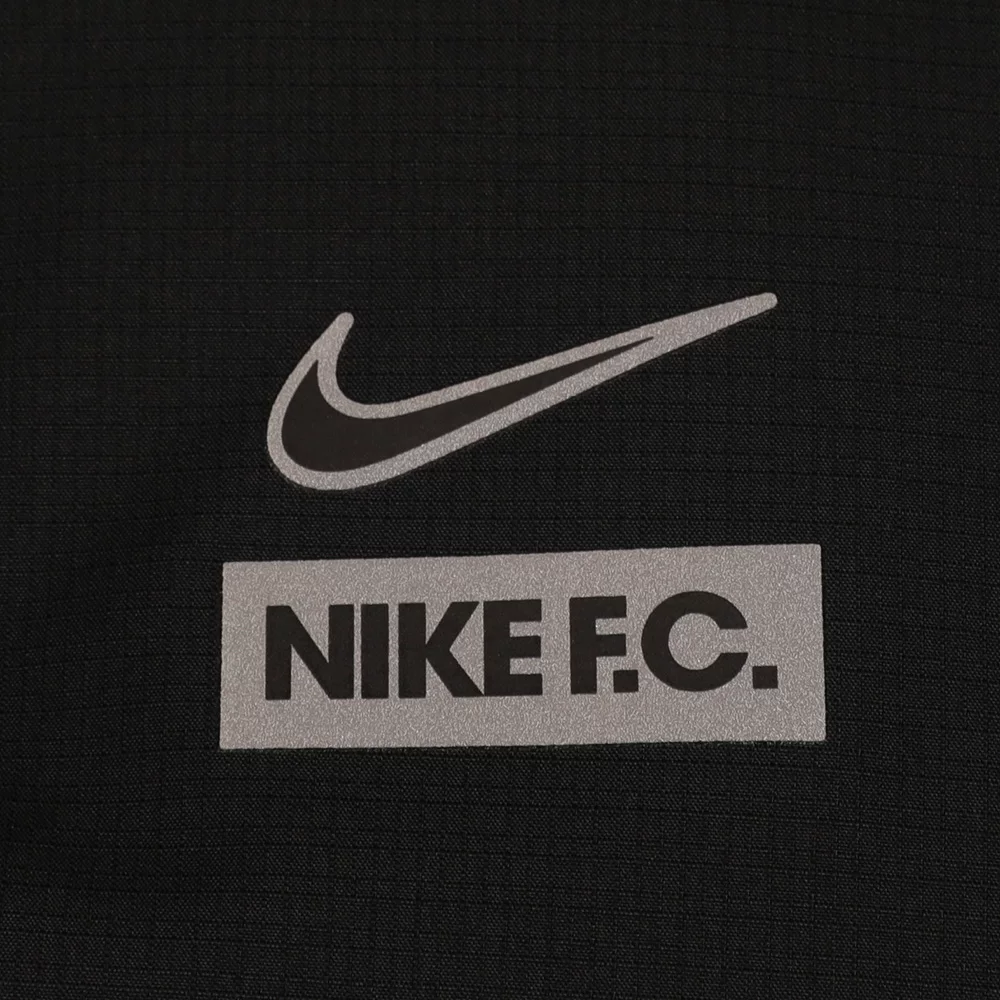 Куртка Nike New Men's AS M NK FC WNTR AWF JKT HD WVN Jacket CT2511-010