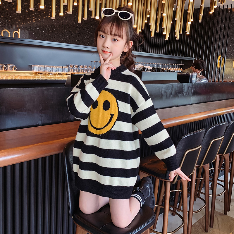 2022 new girls' sweater pullover children's little girl striped smiley face autumn and winter knitted sweater big girl baby