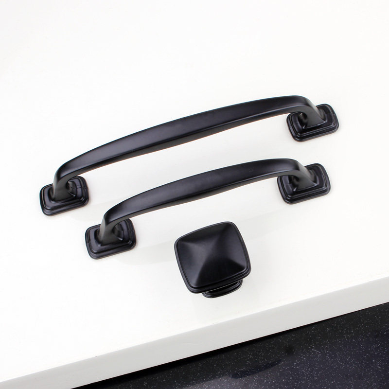 Black drawer handle European style Korean style Mediterranean overall cabinet wardrobe furniture hardware-zinc alloy ground cabinet handle S61