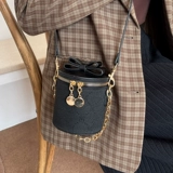 Небольшая сумка, модная сумка через плечо, демисезонная цепь, премиум класс, в западном стиле