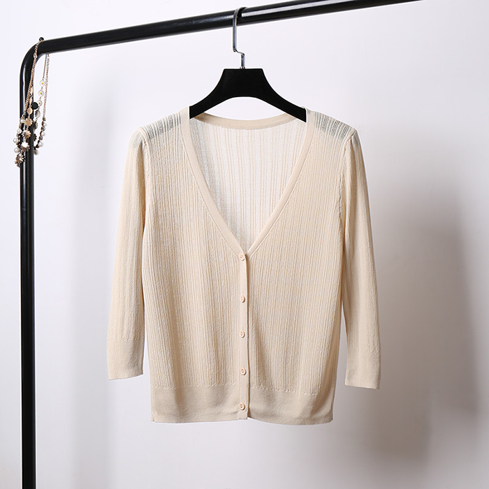 2018 xuân hè mới Hàn Quốc áo len dệt kim ngắn cardigan nữ cổ chữ V nhỏ áo khoác mỏng điều hòa không khí hàng đầu áo len nữ hàng hiệu