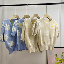 Qi Wei star with French sunflower knitted cardigan viscose V-neck daisy bubble sleeve flower short