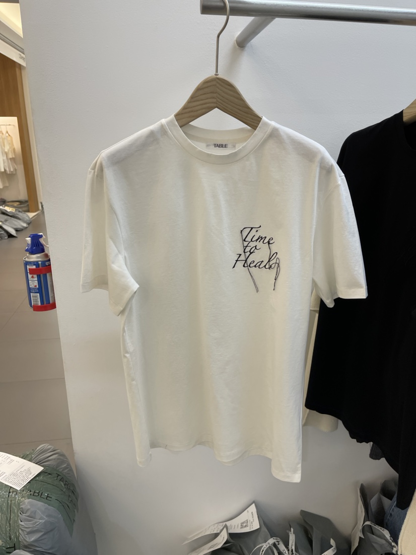 TABLE MOH HE Korea East gate 2022 Spring new round collar pure color fashion short sleeve T-shirt