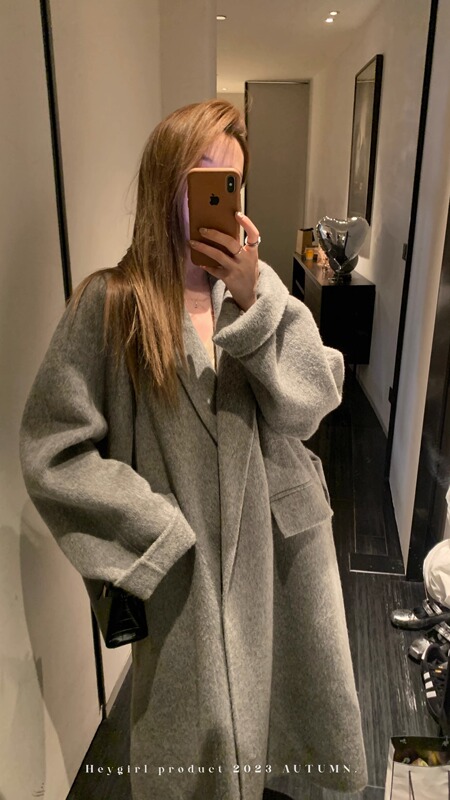 This Year's Popular Gray Woolen Coat for Women, New Autumn and Winter Thickened Loose Mid-Length Belted Woolen Coat for Women