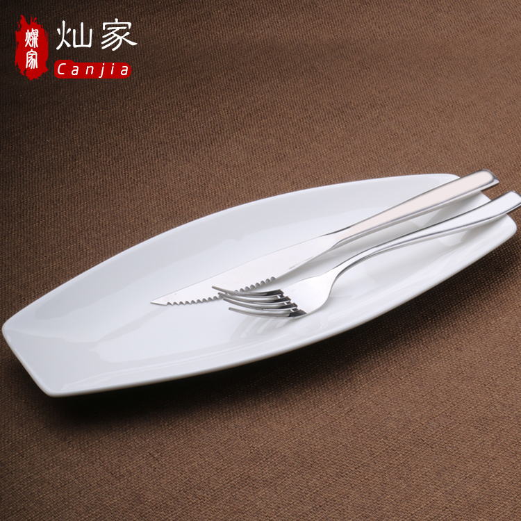 Can is home pure white porcelain Japanese sushi bar plate of fish dish fish dish hotel tableware tableware