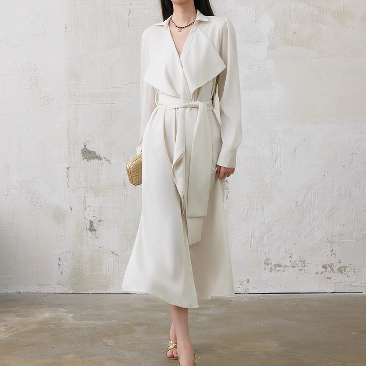 Miss Neko Smooth Anti-Static Natural Wrinkle Texture | V-Neck Ruffled Wide Belt Trench Coat Dress